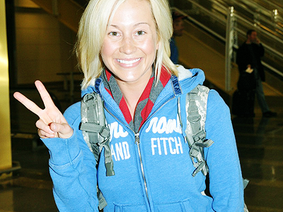 Thats kellie pickler in the photo above wearing no makeup except maybe