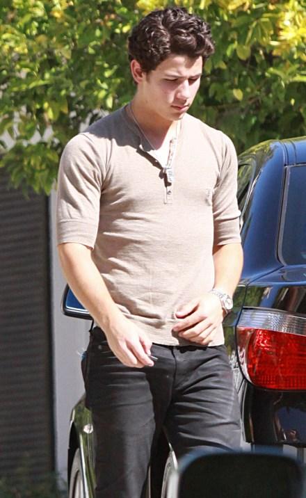 Garrett Clayton Shoe Size Garrett Clayton Shoe Size