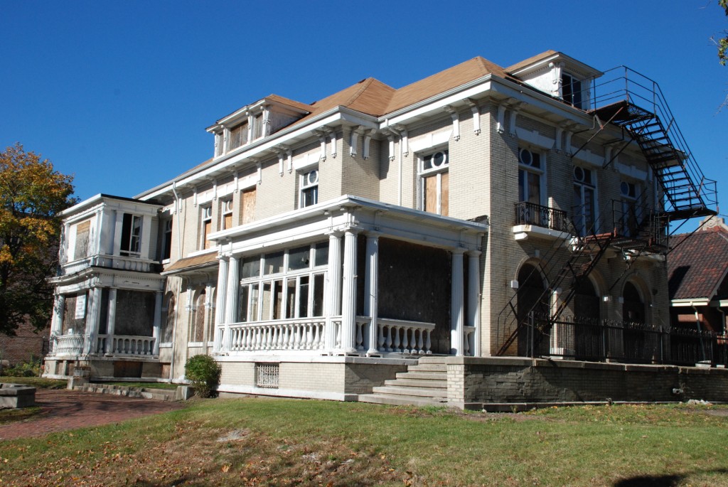 Hyde Park Progress: Spookiest Buildings in Hyde Park-Kenwood: A