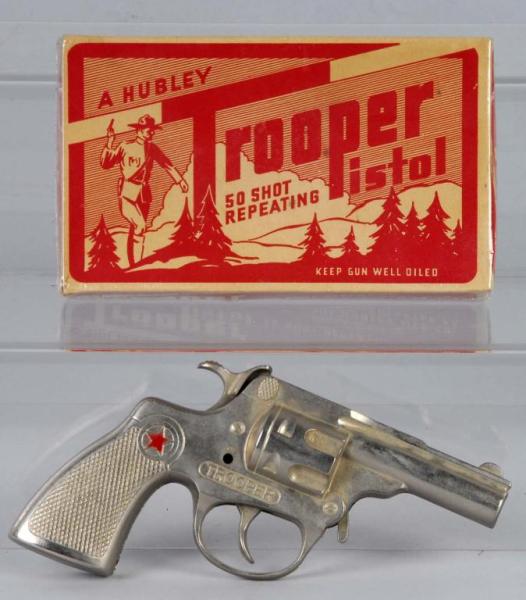 [0579+Hubley+Trooper+Cap+Gun..jpg]