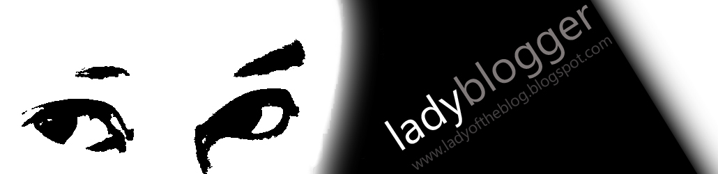 lady blogger