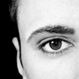 [Male_eye.jpg]