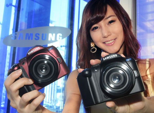 [samsung-nx-10-799002.jpg]