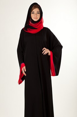 La-Reine+Abaya+Collection+www.She9.blogspot.com+%25285%2529.JPG