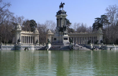 [retiro_estanque.jpg]