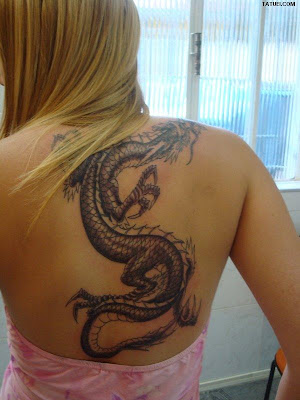 http://4.bp.blogspot.com/_8BMcbsZ4YSE/S-y7EaQQT-I/AAAAAAAAGmY/JY9nuYjKGkQ/s400/tatuagem-em-mulher-dragao.jpg