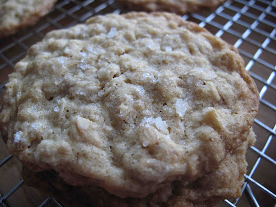 soft chewy oatmeal cookie