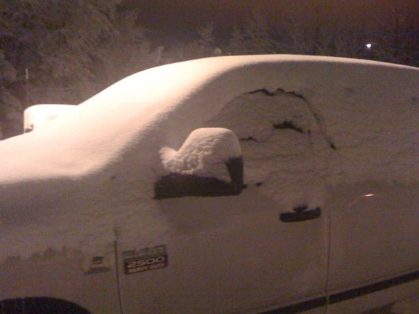 [tom+snow+truck.jpg]