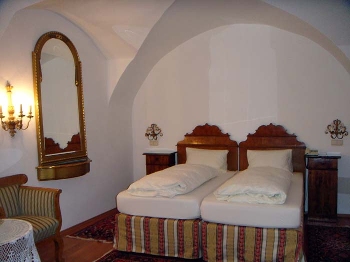 [schlafzimmer_linz.JPG]