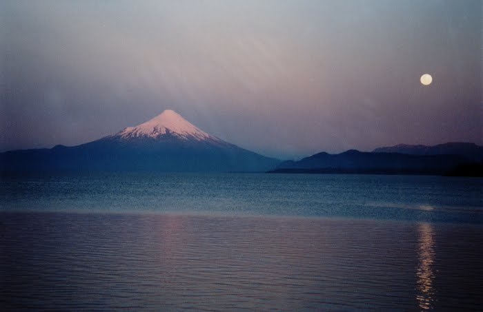 [Puerto_Varas_Osorno_xs.JPG]