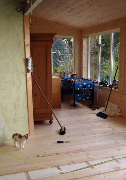 [Veranda_Lance_xs.jpg]