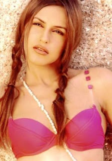 Hot+neha+dhupia+pictures