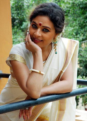 Shobana+hot+videos