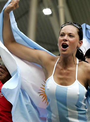 Argentine Female Fan