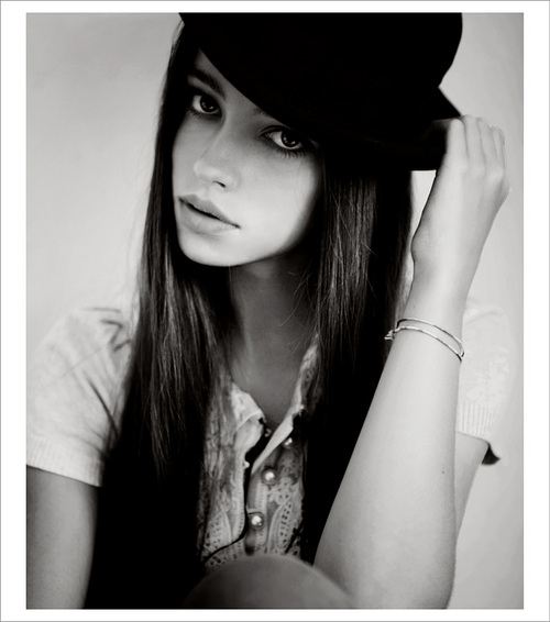 [D4waJkhnp9v16s8cxxA6hcqZ_500.jpg]