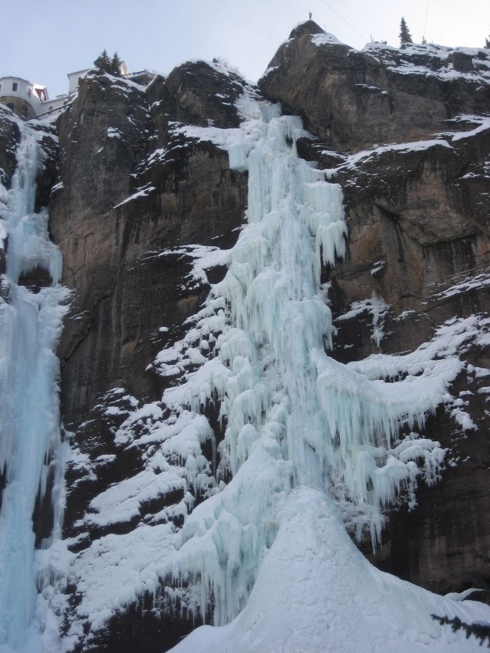 Ouray Ice Climbing Bridalveil Falls