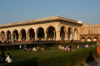 The assembly hall in Agra Fort and people around it