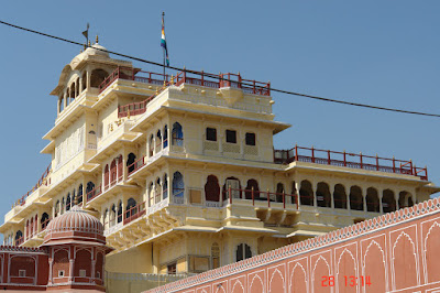 Photo of Yellow private area of the Jaipur City Palace