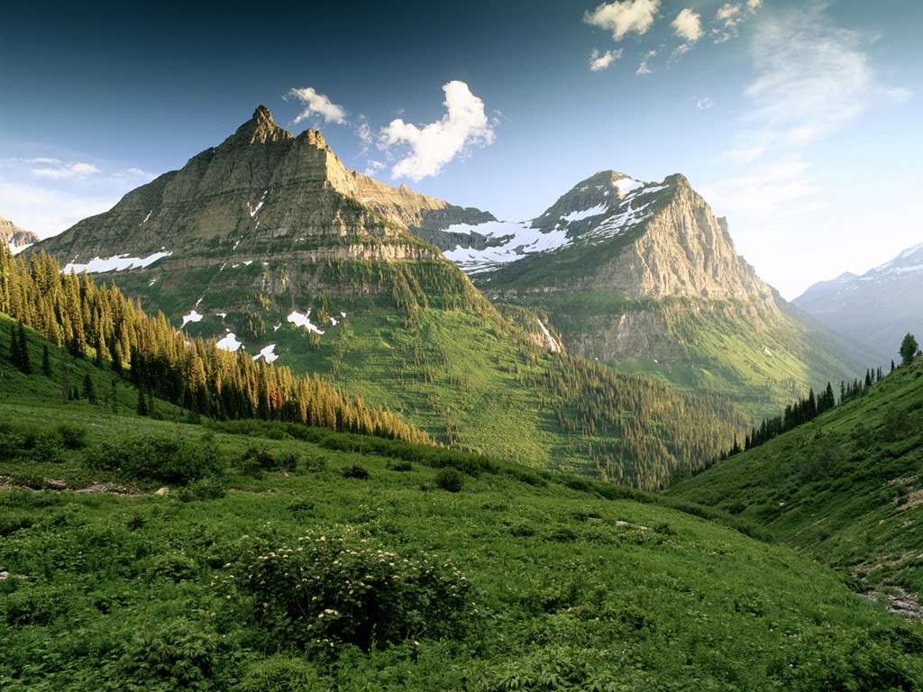 http://4.bp.blogspot.com/_8Uc1S6u5lUI/TGCRzvo3LxI/AAAAAAAAAC4/_CQkZUmvY1o/s1600/wallpaper_de_montanhas_by_lucas3991.jpg