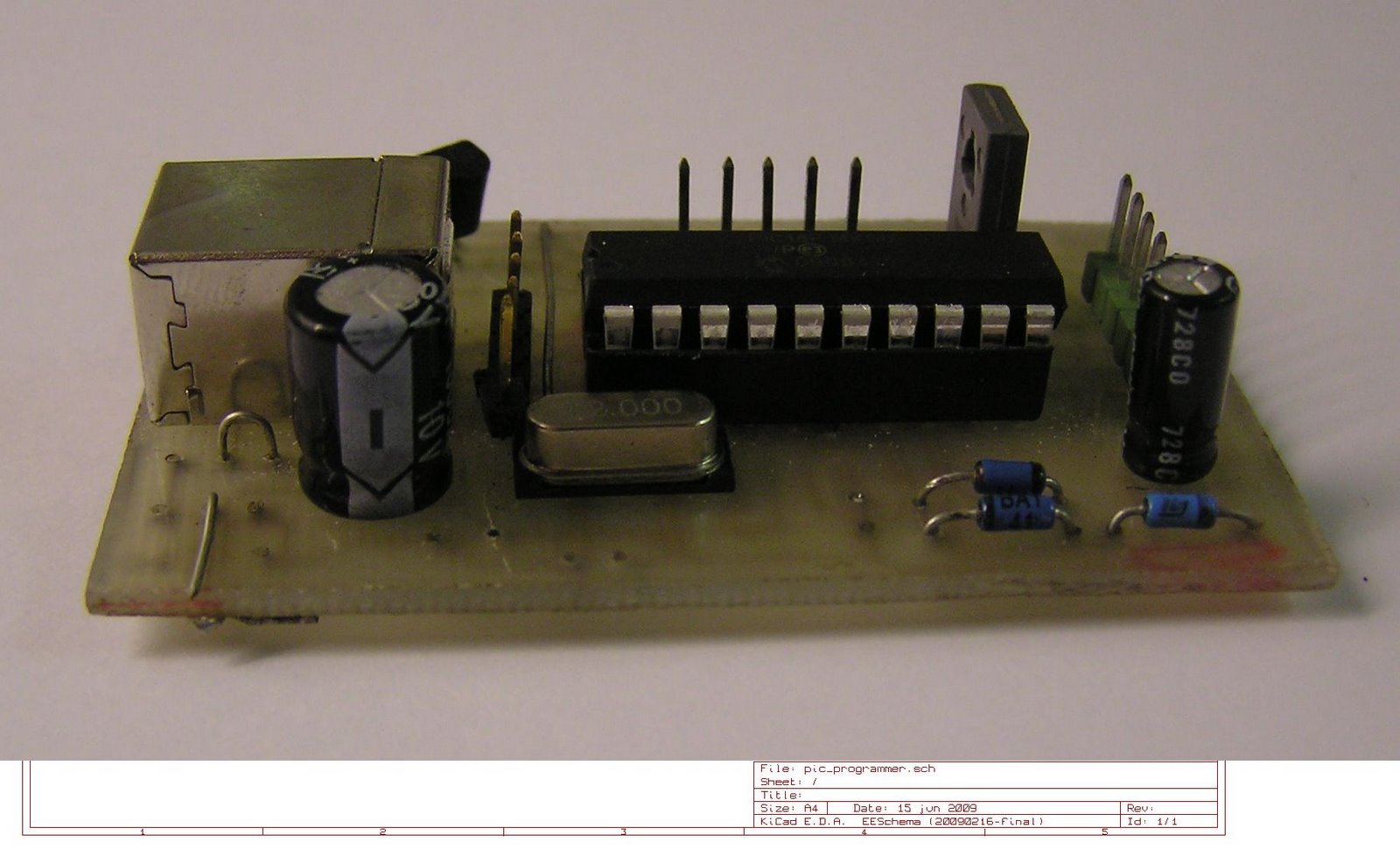 [usb_wisp_pcb_assembled.JPG]