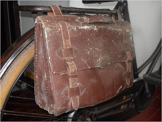 Tas kulit jadul