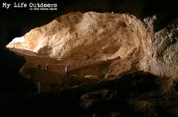[natural-entrance3.jpg]