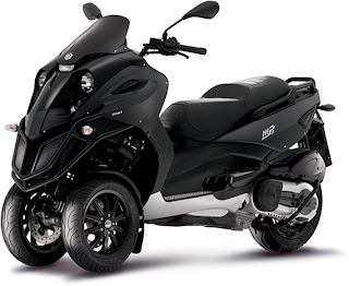 Piaggio MP3 500 Scooter