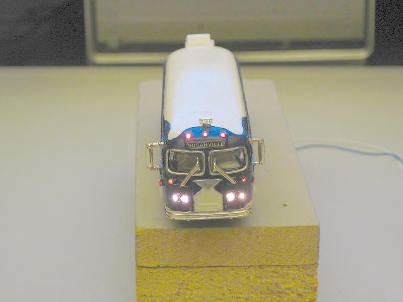 My Model Railroad HO Vehicle Headlight and Taillight Project