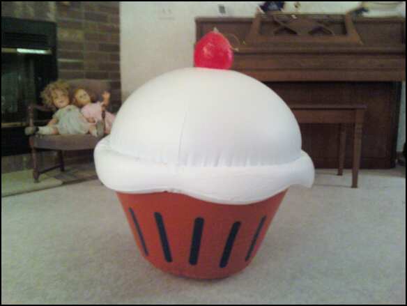 [cupcake.jpeg]