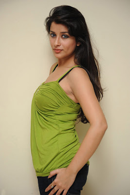 Actress Madhurima hot photo shoot gallery