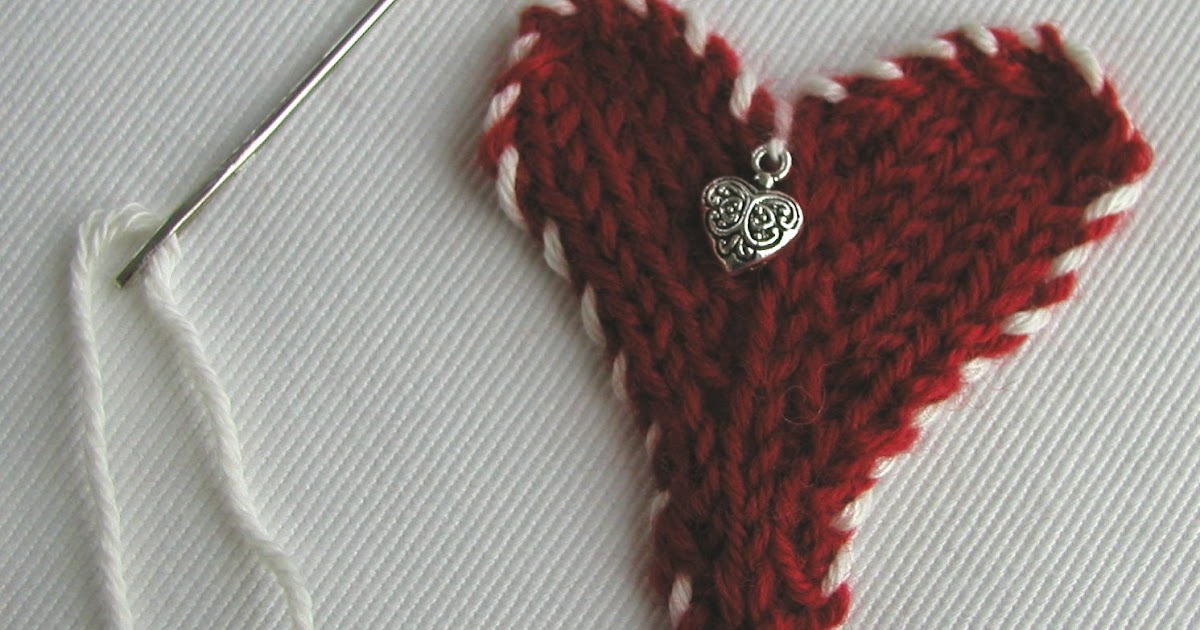 Hand Knitted Things: Knitted Valentine Heart Applique