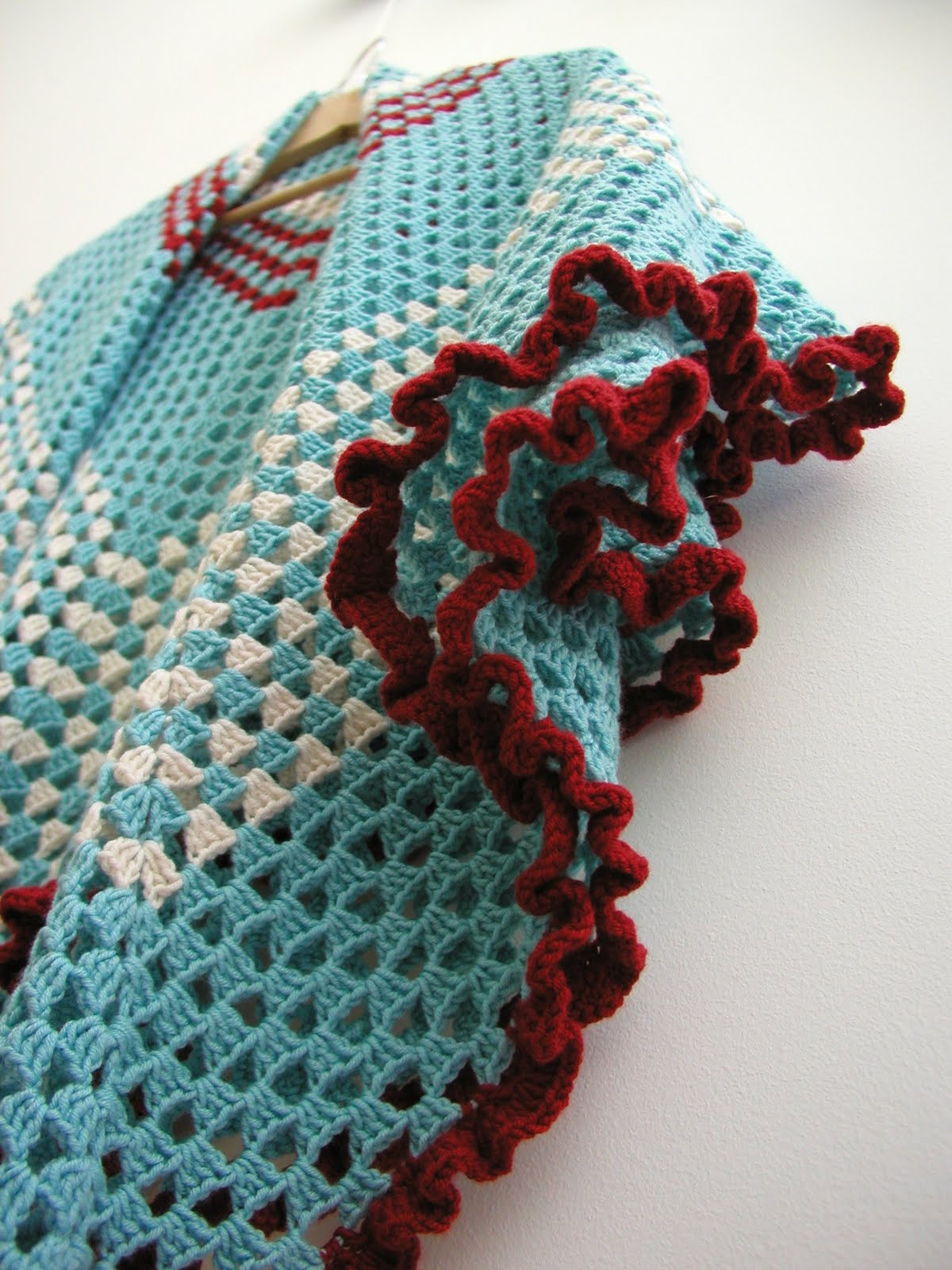 Crochet Ruffle Throw