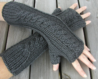 Cable Fun - Fingerless G
loves - Panda Soy - Crystal Palace Yarns