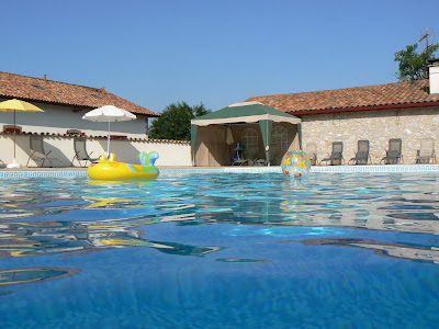Gîte '3 soleils' avec piscine chauffée Gîte '3 soleils' avec piscine chauffée
