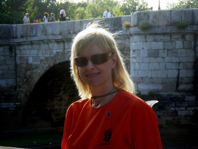 Ponte Medieval no Rio Bernesga em Leon