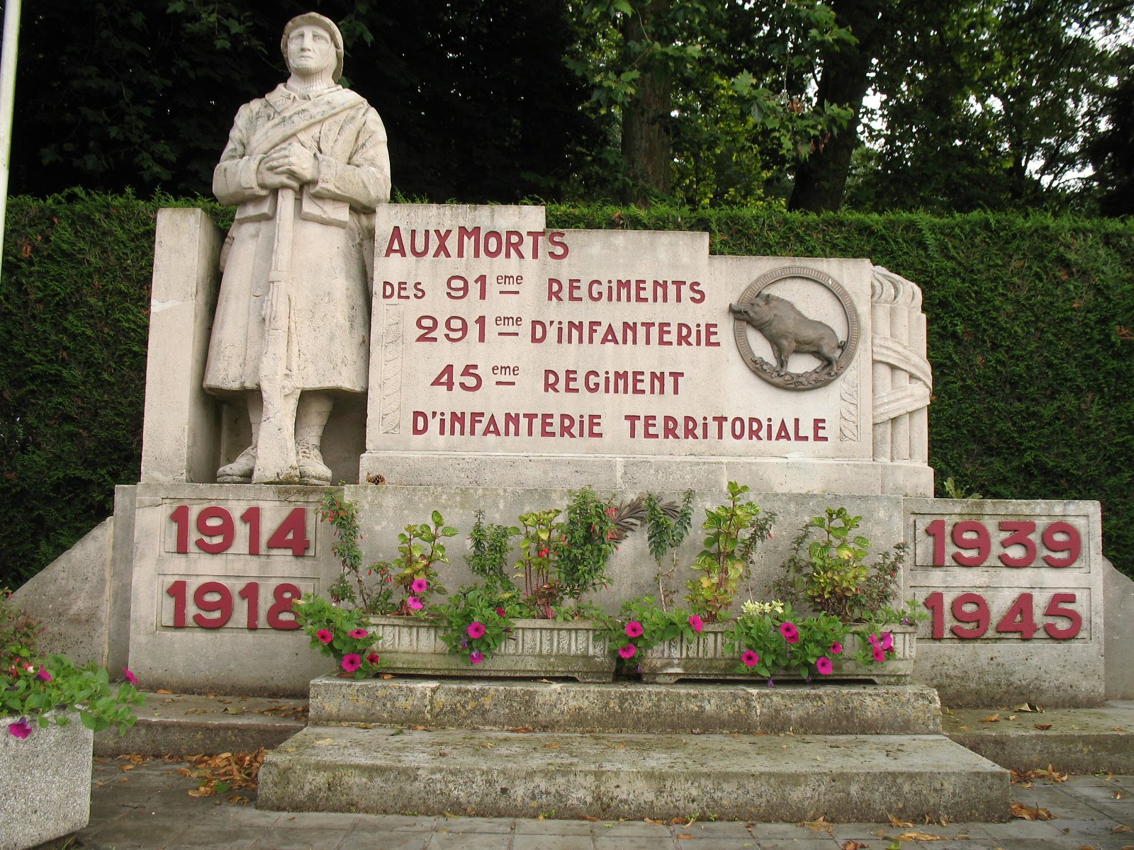 Sanglier des Ardennes  Monument+91%C2%B0+RI+