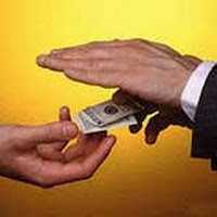 http://4.bp.blogspot.com/_8lXoPc5SnCE/SnKugjZtH9I/AAAAAAAAE-I/kBDpknzbJl0/s400/korupsi.jpg