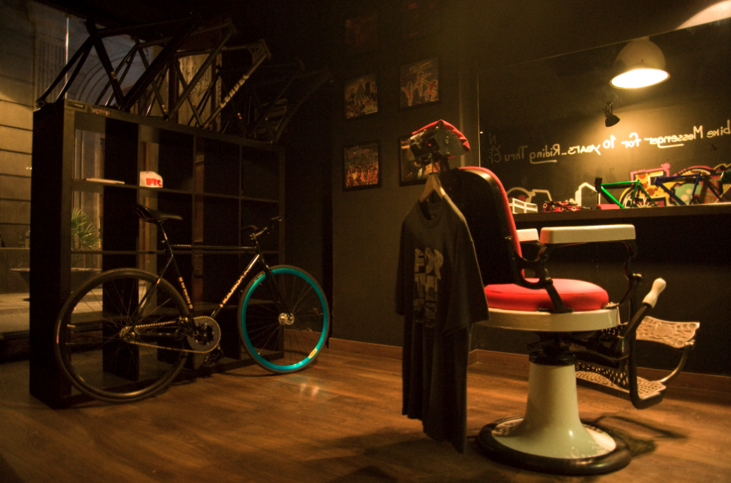 Cream Barber Shop