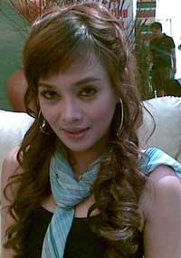 ooh-yes: Actress Terry Putri Sexy Montok