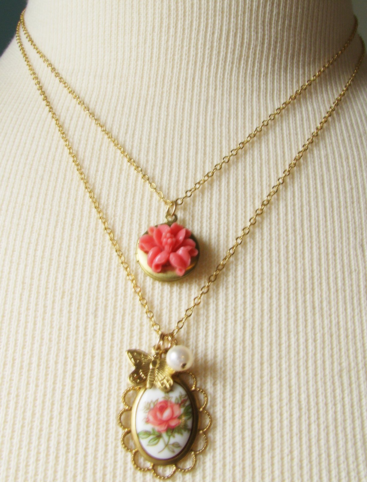 [pink+two+layer+necklace.jpg]