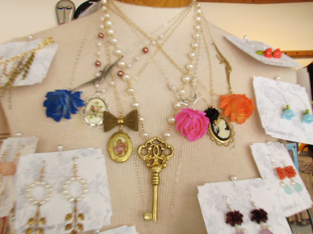 [ISLE+OF+YOU+May+16+-+2.jpg]