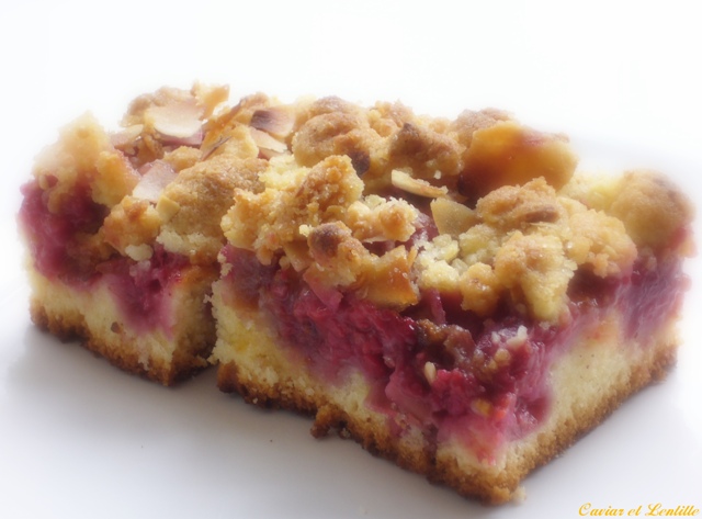 [álompite+málnával,+kókusszal+és+fehércsokoládéval.jpg]