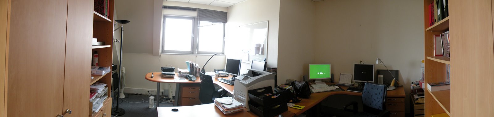 [Panoramabureau706.JPG]