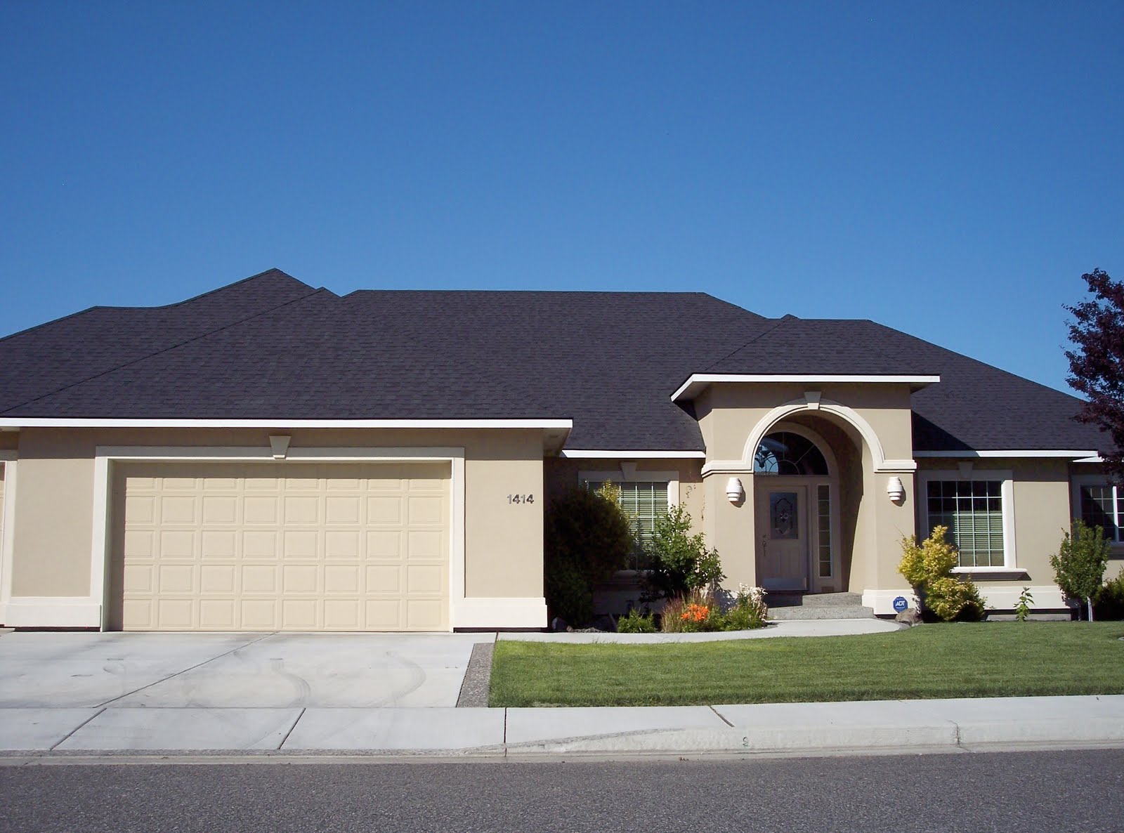 Building a Home Deciding on the Color Scheme for the Exterior