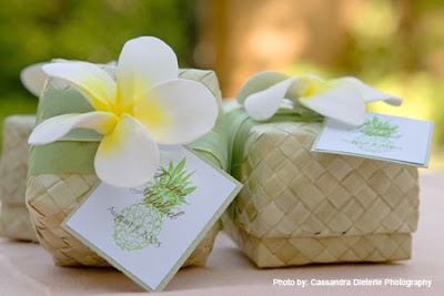 Hawaiian Wedding Centerpieces on Hawaiian Weddings  Lauhala Boxes  Hawaiian Wedding Favors  Plumerias
