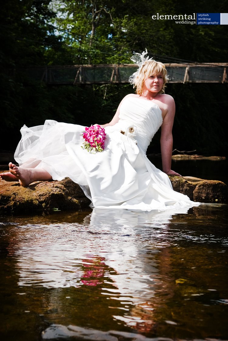 [Kelly+Thacker+-+Trash+The+Dress+2.jpg]