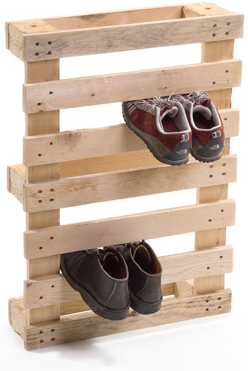 [noid-shoe_holder.jpg]