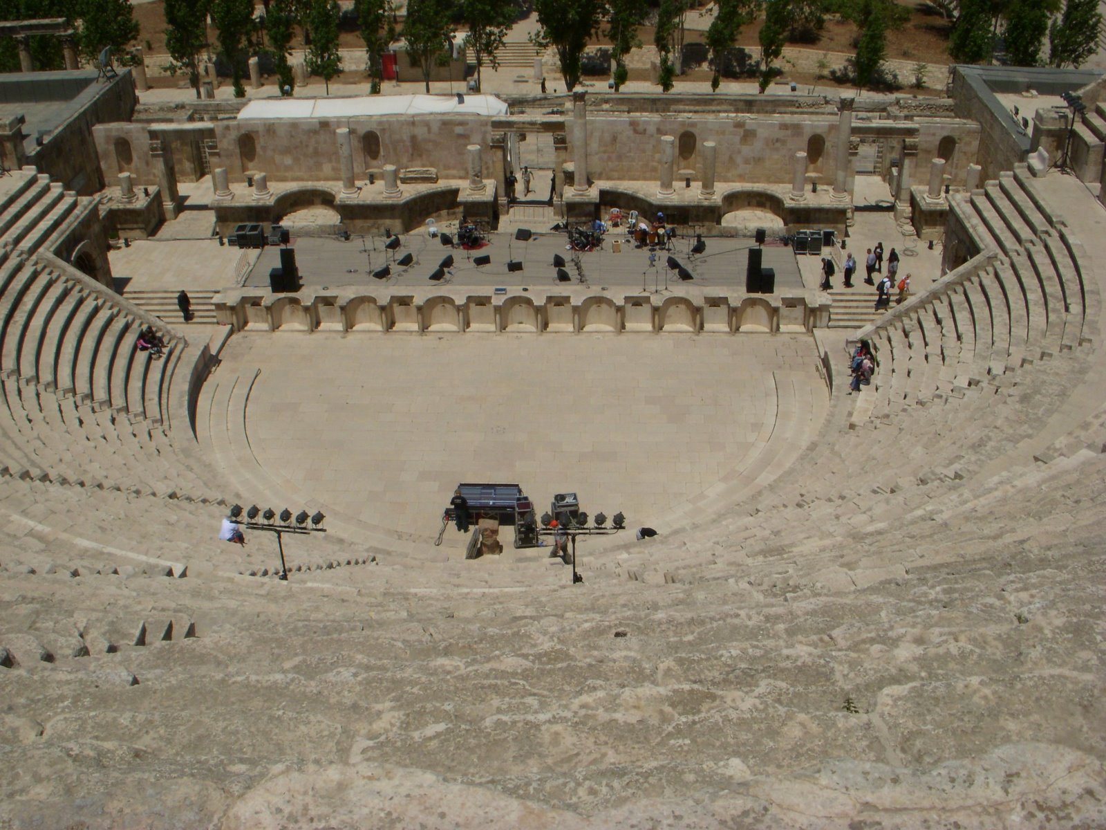 [DSCN3221.JPG]