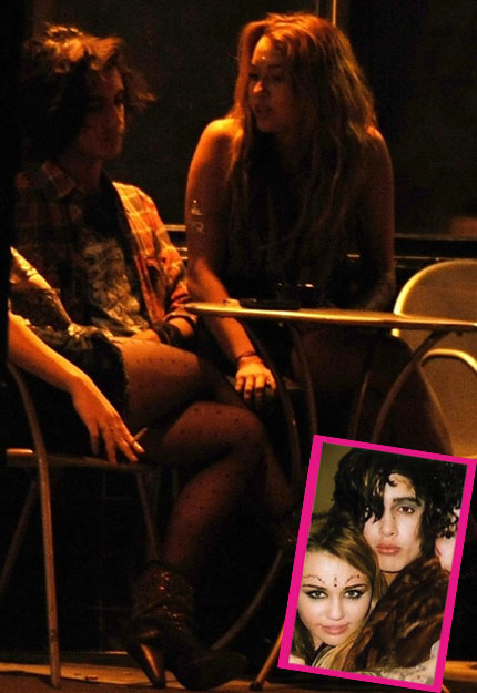 avan jogia who is he dating Abc family is so much more than just the station that brings us pretty little liars each week it's also a connecting force between a very adorable young couple: avan jogia and zoey deutch. avan jogia who is he dating Abc family is so much more than just the station that brings us pretty little liars each week it's also a connecting force between a very adorable young couple: avan jogia and zoey deutch.