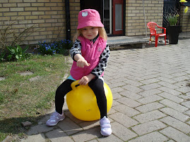 Evelina 3-år idag 21 april